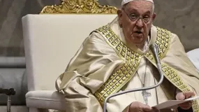 El papa Francisco tiene una "mejoría consolidada", señaló el Vaticano